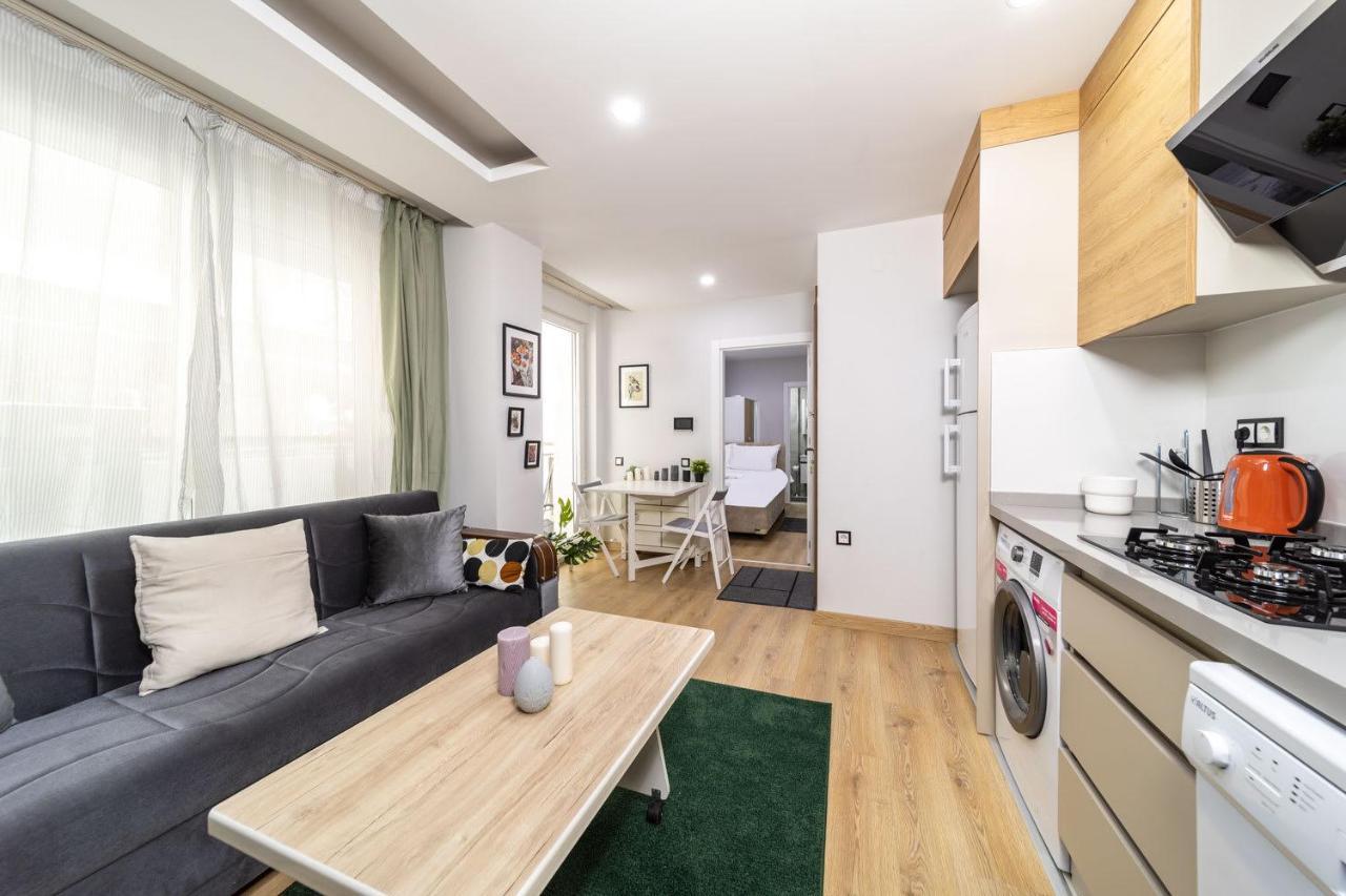 Modern And Cozy Apartment With Central Location And Balcony In Muratpasa, Antalya Buitenkant foto