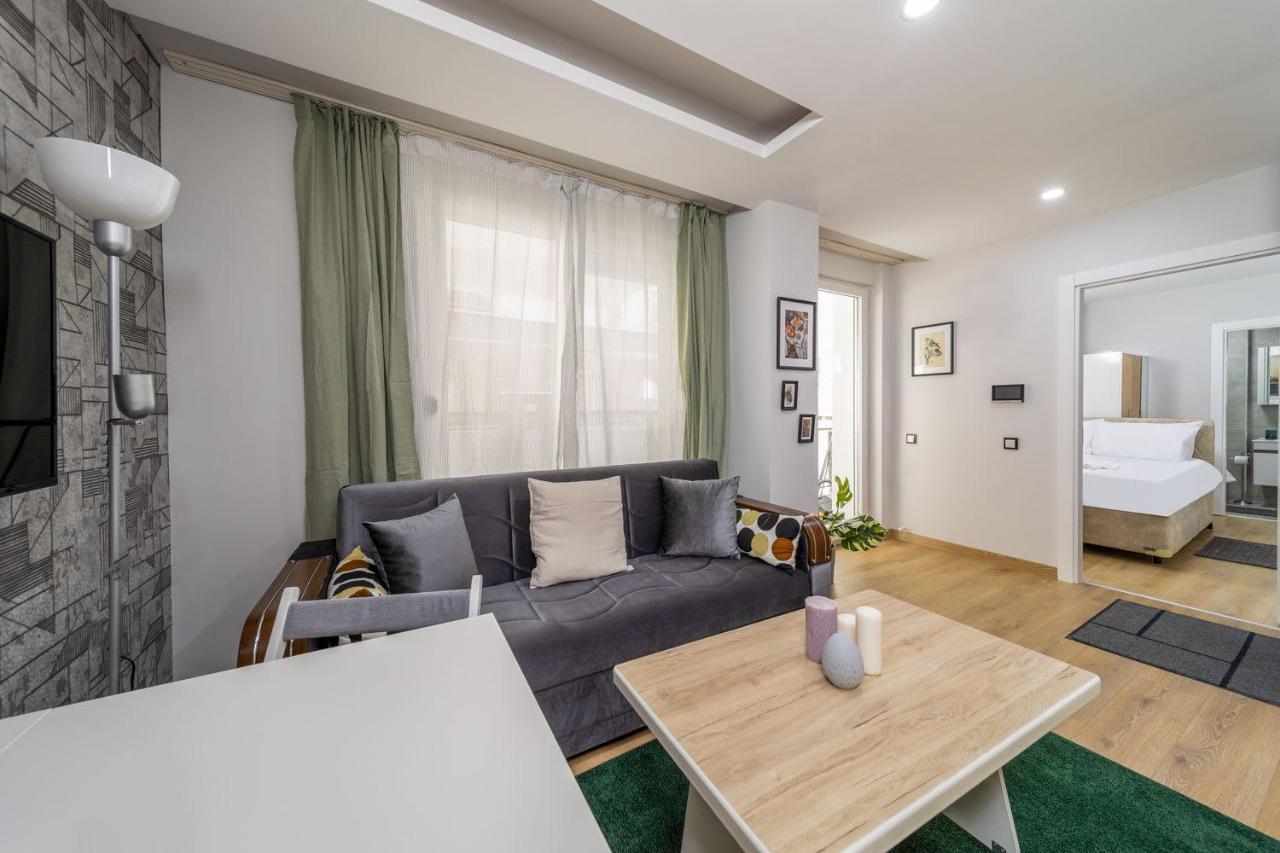 Modern And Cozy Apartment With Central Location And Balcony In Muratpasa, Antalya Buitenkant foto